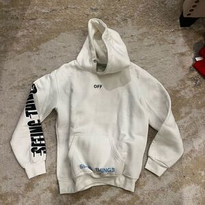 パーカー・フーディ Off-White Oversized Sweatshirt With Arrow Embroidery And Off-White | Shirts | Offwhite Oversized Sweatshirt With